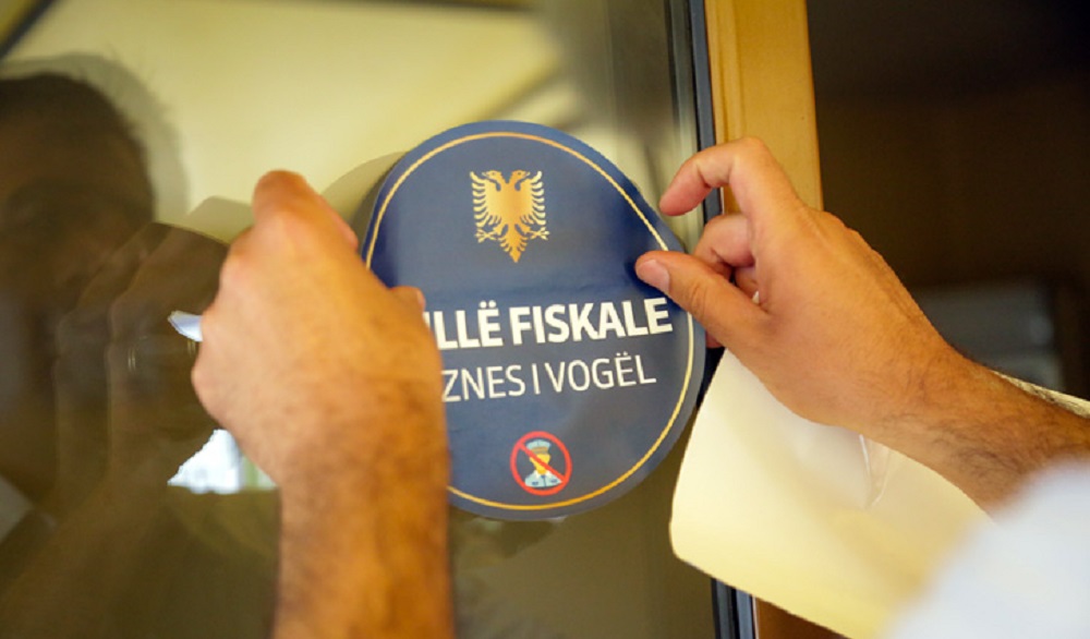 Komisioni i Ekonomise shtyn me 2 vjet koncesionin e pullave fiskale